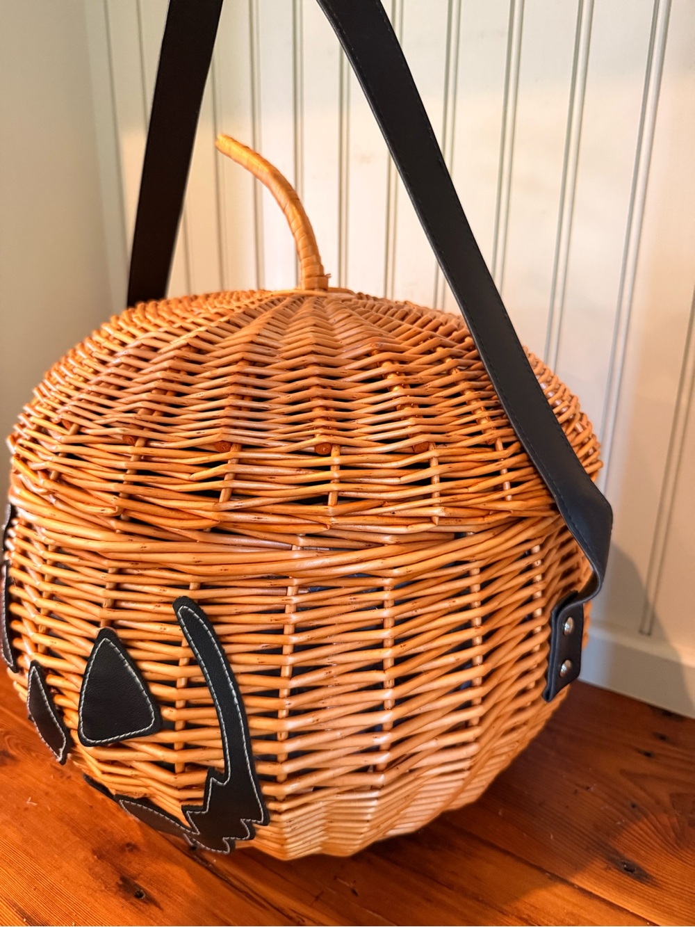 🎃 Jack-o-Lantern Woven Wicker Picnic Basket Pumpkin Halloween Fall - Picture 4 of 11